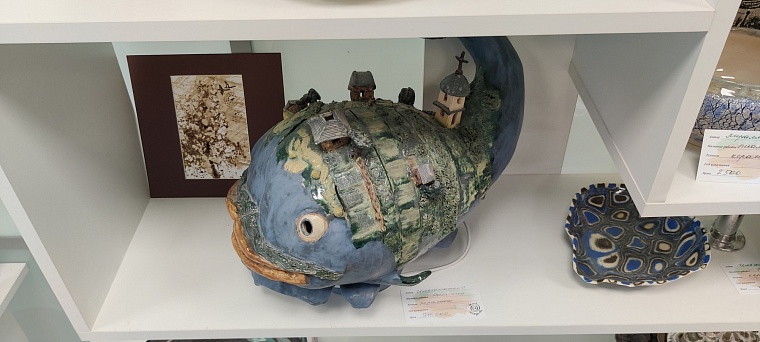 Из рук мастера. В Тюмени открылась уникальная выставка произведений искусства местных мастеров