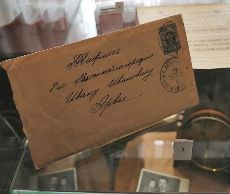 Десять выставок весны в Тюмени: Рахманинов, подстаканники и тюменский цвЯточек