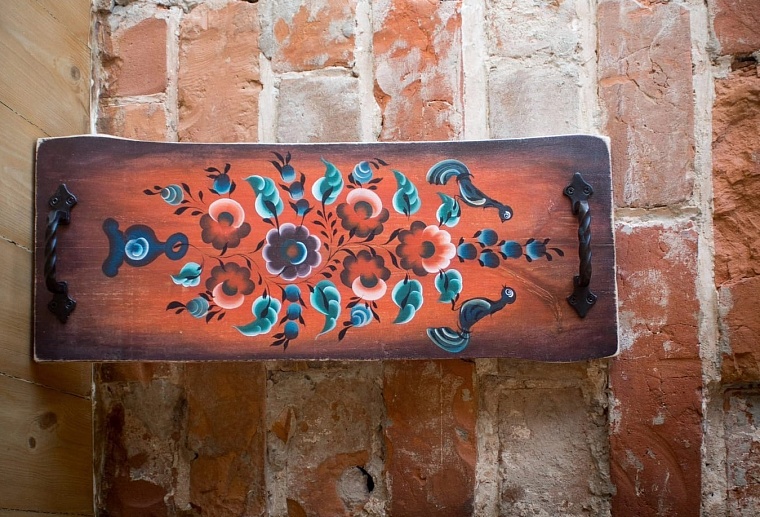 Десять выставок весны в Тюмени: Рахманинов, подстаканники и тюменский цвЯточек