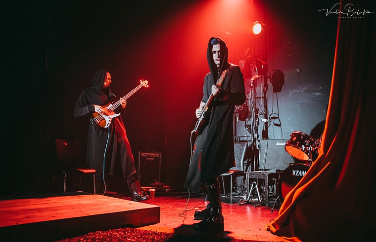 «Ричард III» в Тюменском драмтеатре - с великой пьесы Шекспира сняли бремя веков