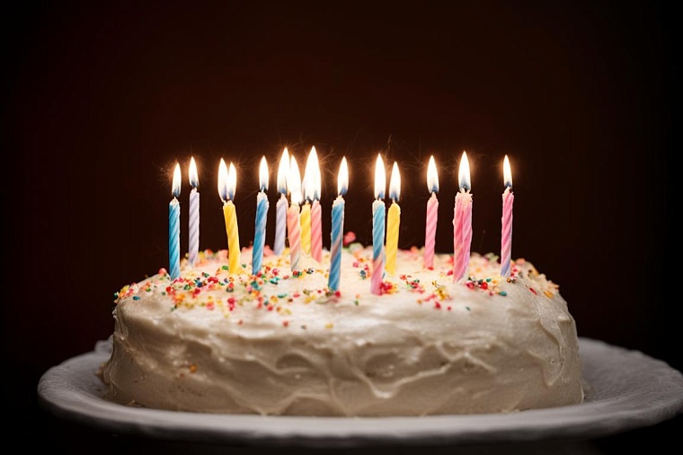 Премьера «ЗАменяю» - легко ли быть режиссером, как «обезвредить» именинницу и причем здесь Тургенев