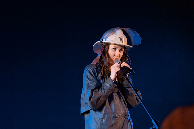 Афиша на уик-энд: валяем цыпленка, катаемся на старых тачках и ужинаем в светском кругу