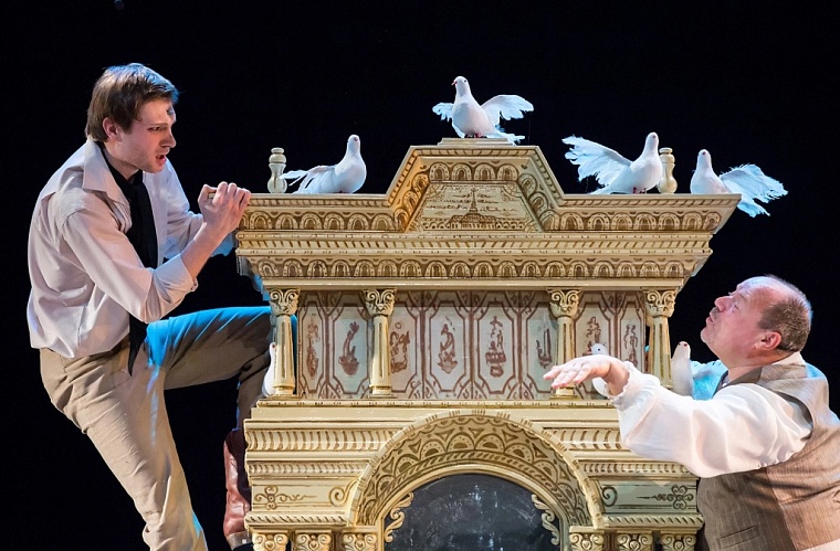 Афиша на уик-энд: покупаем подарки, смотрим сказки, катаемся на хаски