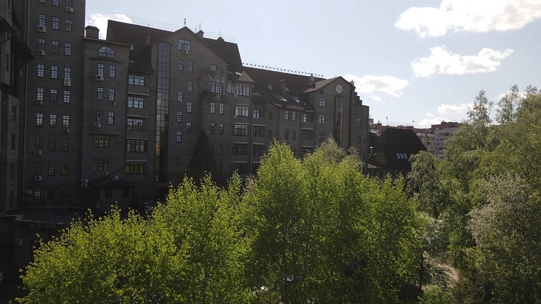 Скандальный замок. Как сегодня живется в одном из самых заметных домов Тюмени