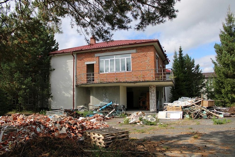 В Тобольском районе восстанавливают санаторий "Радужный"