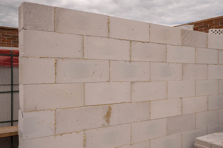 Строим теплый дом без утепления для экономии на отоплении