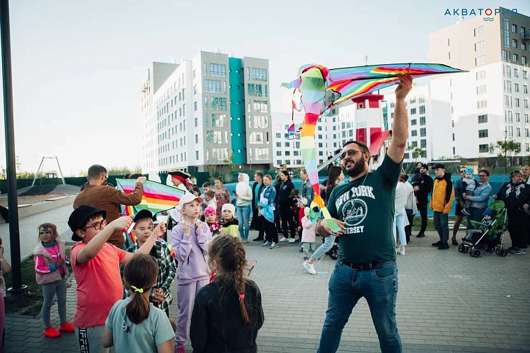 Для юных жителей района «Акватория» 1 июня застройщик устроил праздник