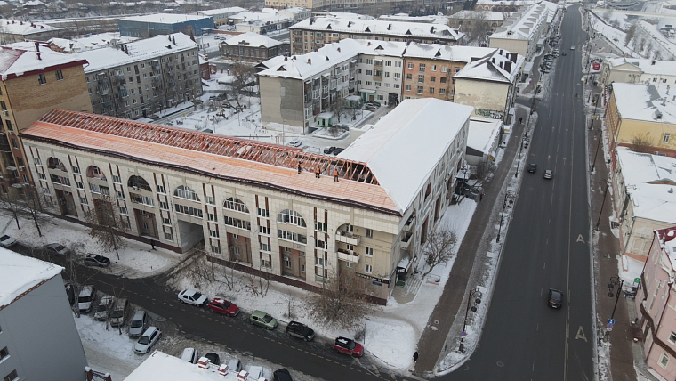 Как у «типовухи» появились арочки. Секреты «профессорского» дома в центре Тюмени