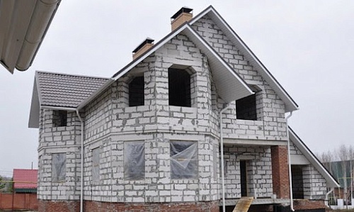 Как выбрать штукатурную смесь для газобетона