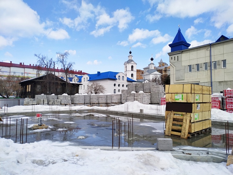 Мечту инвестора о семейном кафе в центре Тюмени могут разрушить на стадии фундамента