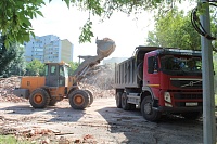 Старую школу на ул. Красных Зорь в Тюмени разобрали за два дня