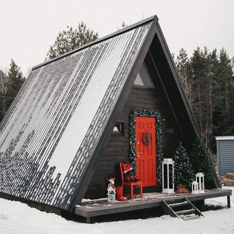 За 25 миллионов продают глэмпинг неподалеку от Тюмени