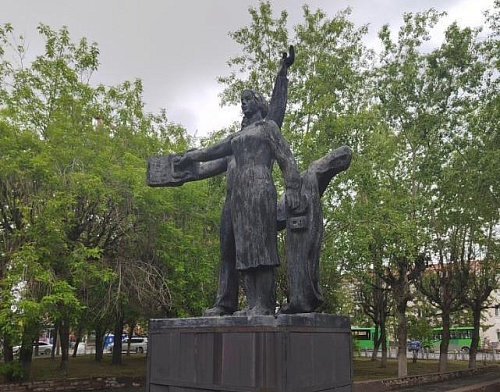 В Тюмени планируют обновить сквер Льва Корнеева у бывшего завода медоборудования