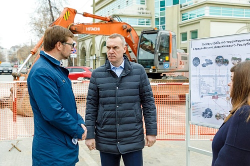 На улице Дзержинского начался первый этап благоустройства