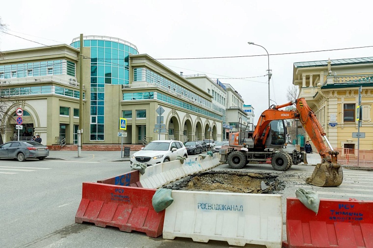 На улице Дзержинского начался первый этап благоустройства