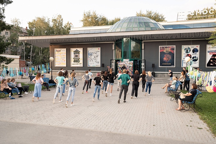 Ради новой школы в Тюмени снесут МТЦ "Космос"