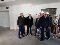 Александр Моор пообещал построить школу в Ново-Патрушево до конца года