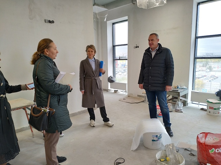 Тюменский застройщик передал двухэтажное здание художественной школе