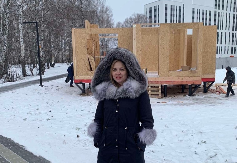 "Не ради денег". Зачем тоболячка строит "Перевернутый дом"