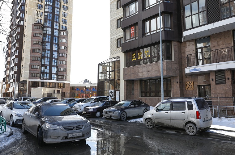 Городская разведка: ЖК “Столичный”, который смотрит свысока