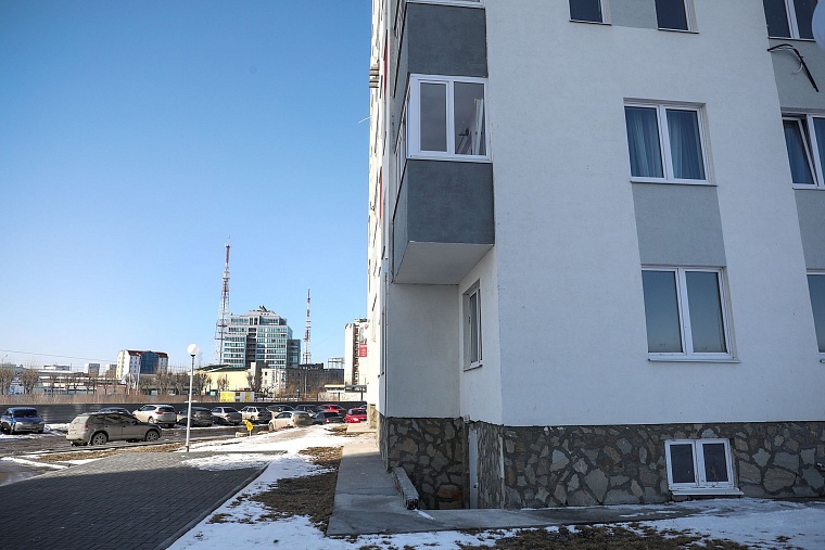 Городская разведка: ЖК "Славутич" в промзоне