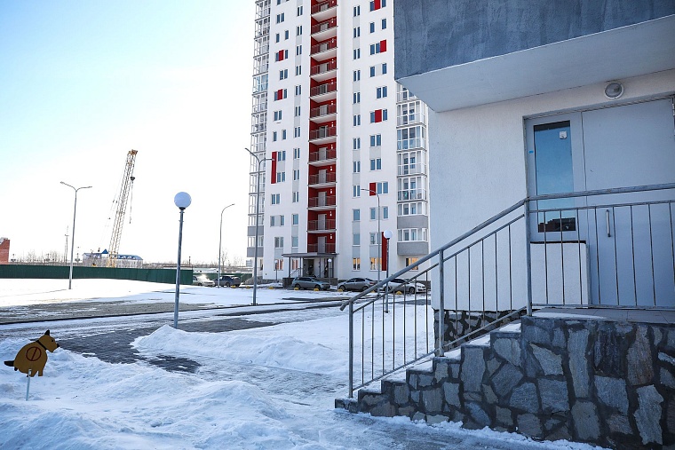 Городская разведка: ЖК "Славутич" в промзоне