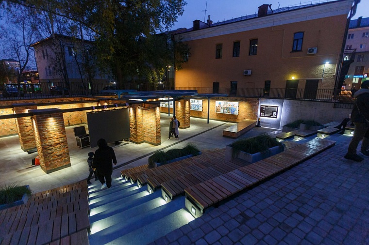 Тюменцы могут придумать название новому общественному пространству на улице Республики, 21