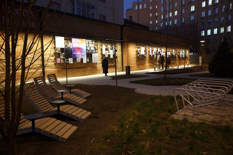 Тюменцы могут придумать название новому общественному пространству на улице Республики, 21