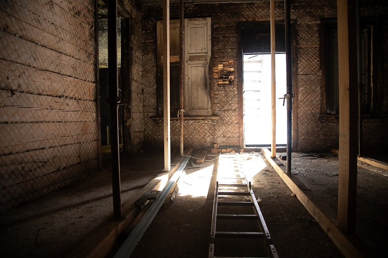 В Тюмени восстановят заброшенный особняк на берегу Туры