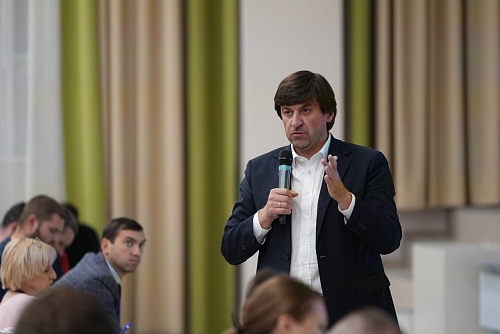 Максим Афанасьев сообщил, как будут прокладывать теплотрассу в Европейских микрорайонах