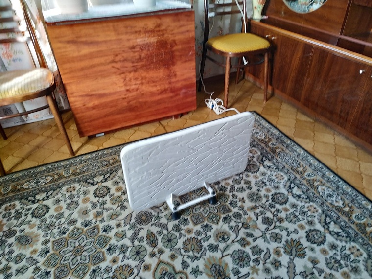 В квартирах дома на Магаданской в Тюмени пенсионерки не снимают валенки