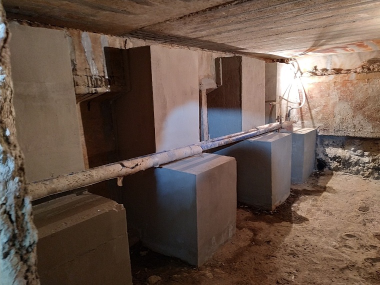 Аварийные пансионаты на Бабарынке "пересадили" на новый фундамент