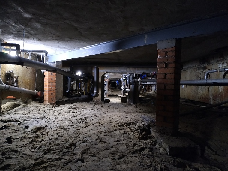 Аварийные пансионаты на Бабарынке "пересадили" на новый фундамент