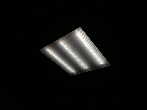 Из-за аварийного отключения десятки домов в Зареке Тюмени остались без света