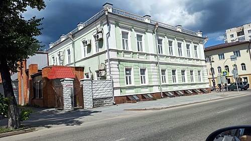 В центре Тюмени продают архитектурный памятник