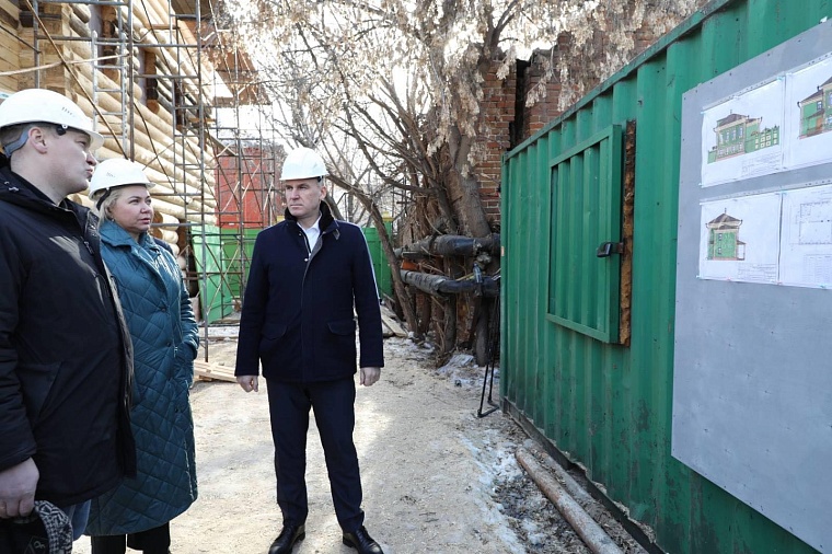 Как реставрируют дом Рубцовой и водонапорную башню в Тюмени