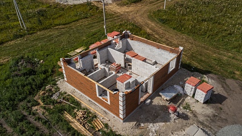 Изучаем рынок ИЖС: из чего строить дом - лайфхаки и сравнение материалов