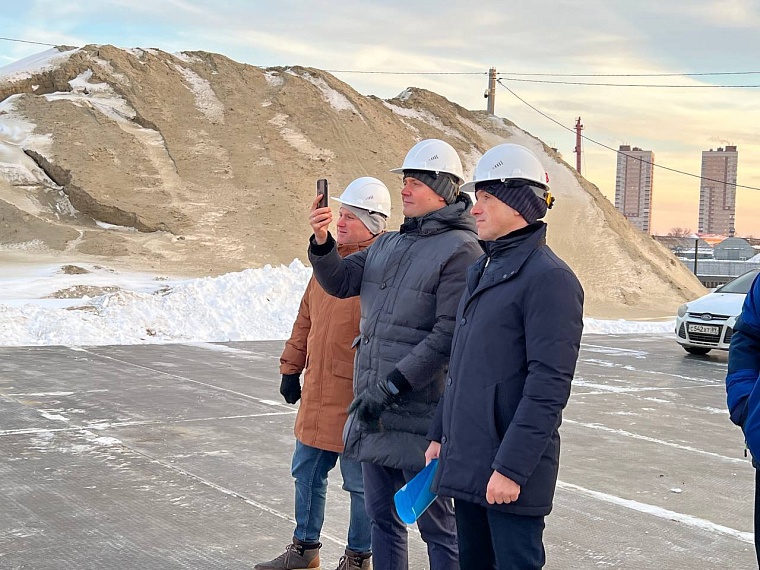 В Тюмени забили первые сваи межвузовского кампуса