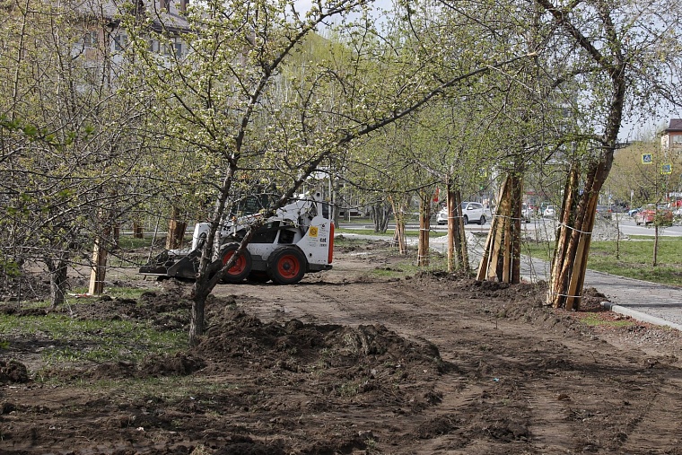 После благоустройства в тюменском сквере Юристов появится арт-объект «Юстиция»