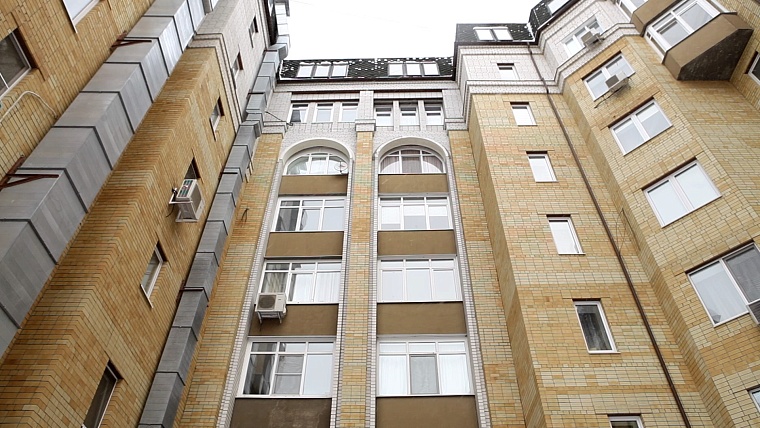 «Мы рискнули»! Как строили дом на берегу искусственного озера в Тюмени