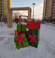 На благоустроенной территории по улице Линейной появились «Подарки»