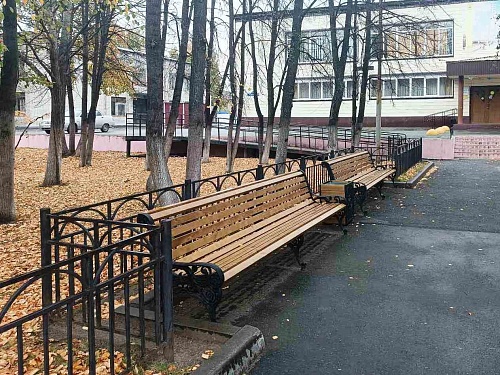 В тюменском сквере Вдохновения проведено благоустройство по инициативе жителей ММС