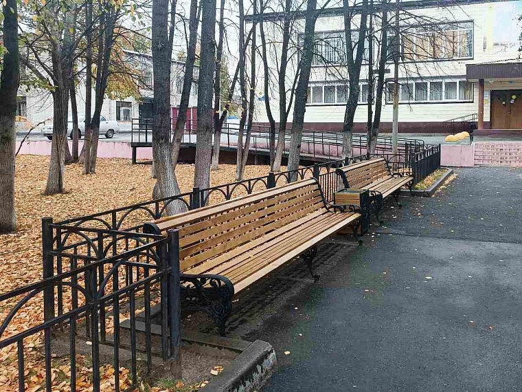 В тюменском сквере Вдохновения проведено благоустройство по инициативе жителей ММС