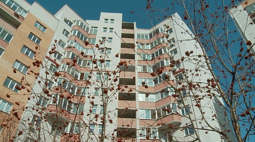 Подделали подписи. Тюменцы жалуются, что их дом незаконно перешел под управление другой УК