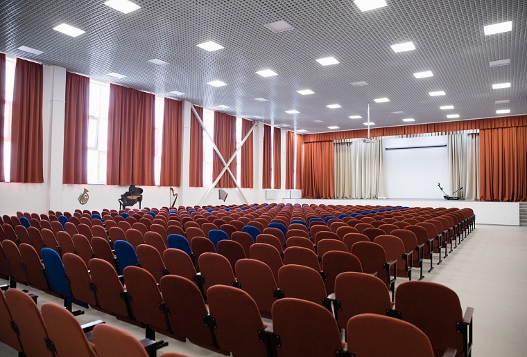 Школа в Сургуте стала первой в России, построенной по концессионному соглашению