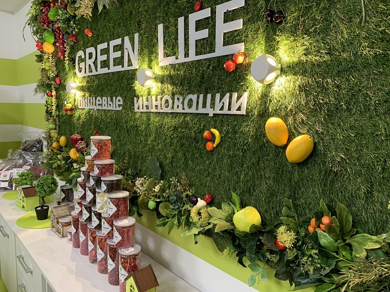 Губернатор Александр Моор принял участие в открытии нового предприятия в Боровском