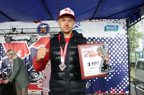 Тюменские спортсмены успешно выступили на чемпионате России по мотокроссу