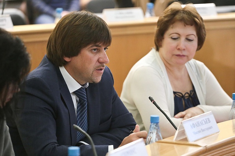 Снег с дорог увезут на четыре полигона, но плавить не будут