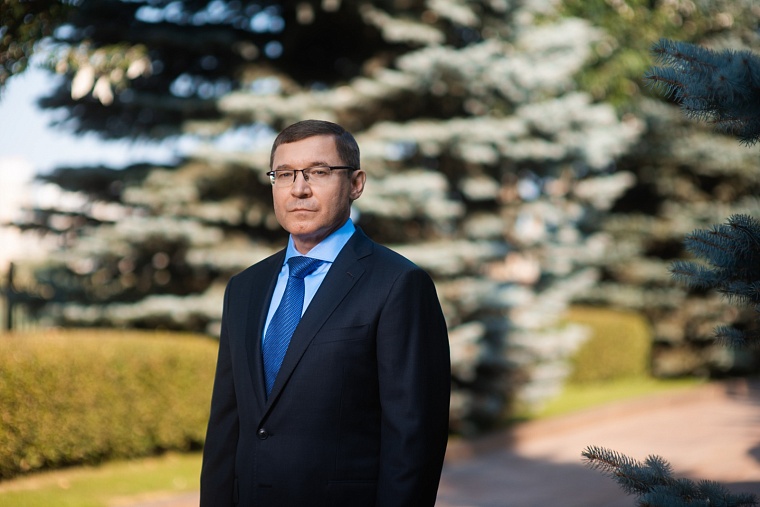 Владимир Якушев поблагодарил медиков за высокий профессионализм, настойчивость и терпение