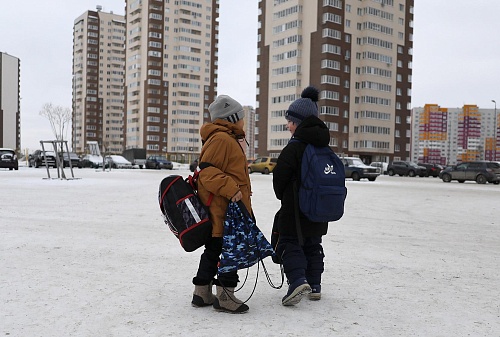Стоит ли разговаривать с незнакомцем, маленьким тюменцам расскажет Киберпатруль